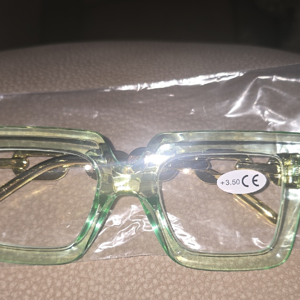 Stylish Green Square Glasses(readers+3.50) - Picture 1 of 4